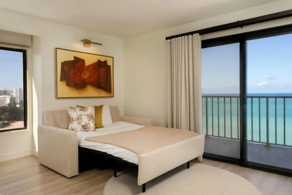 Courtyard by Marriott Isla Verde Beach Resort: another view