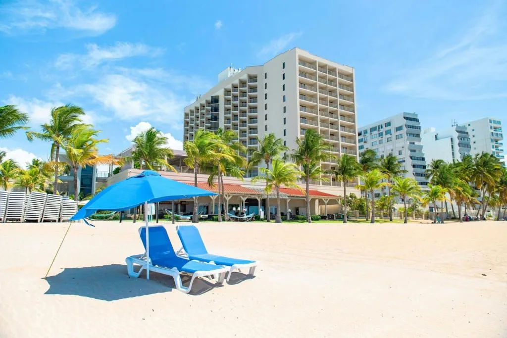 Courtyard by Marriott Isla Verde Beach Resort: another view